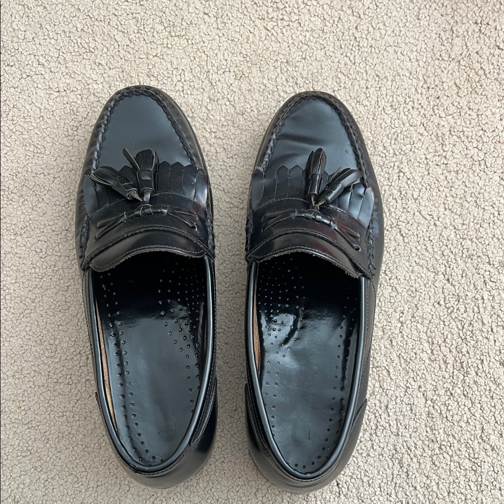 Bass Men's Classic Black Leather Loafers